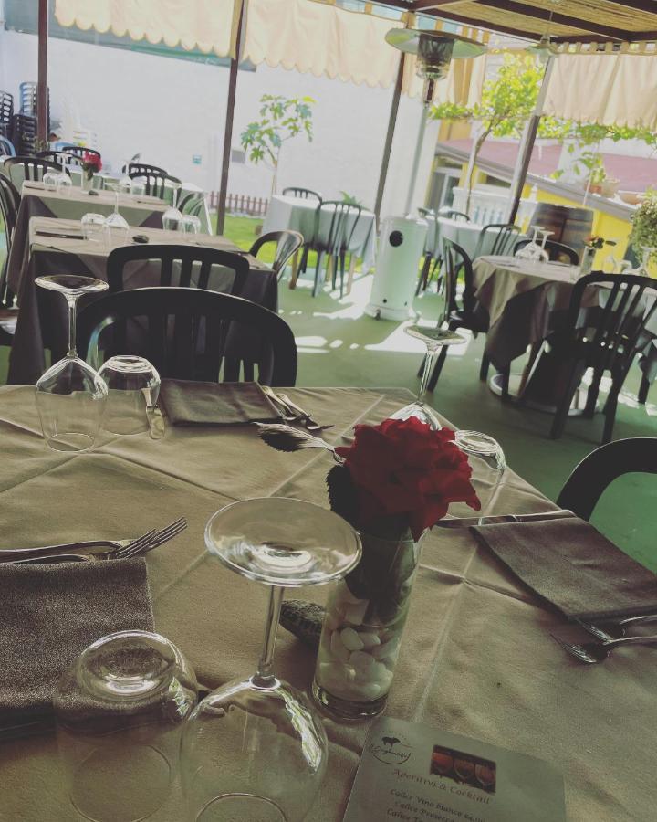 Il Cinghialetto Hotel Fonni Buitenkant foto
