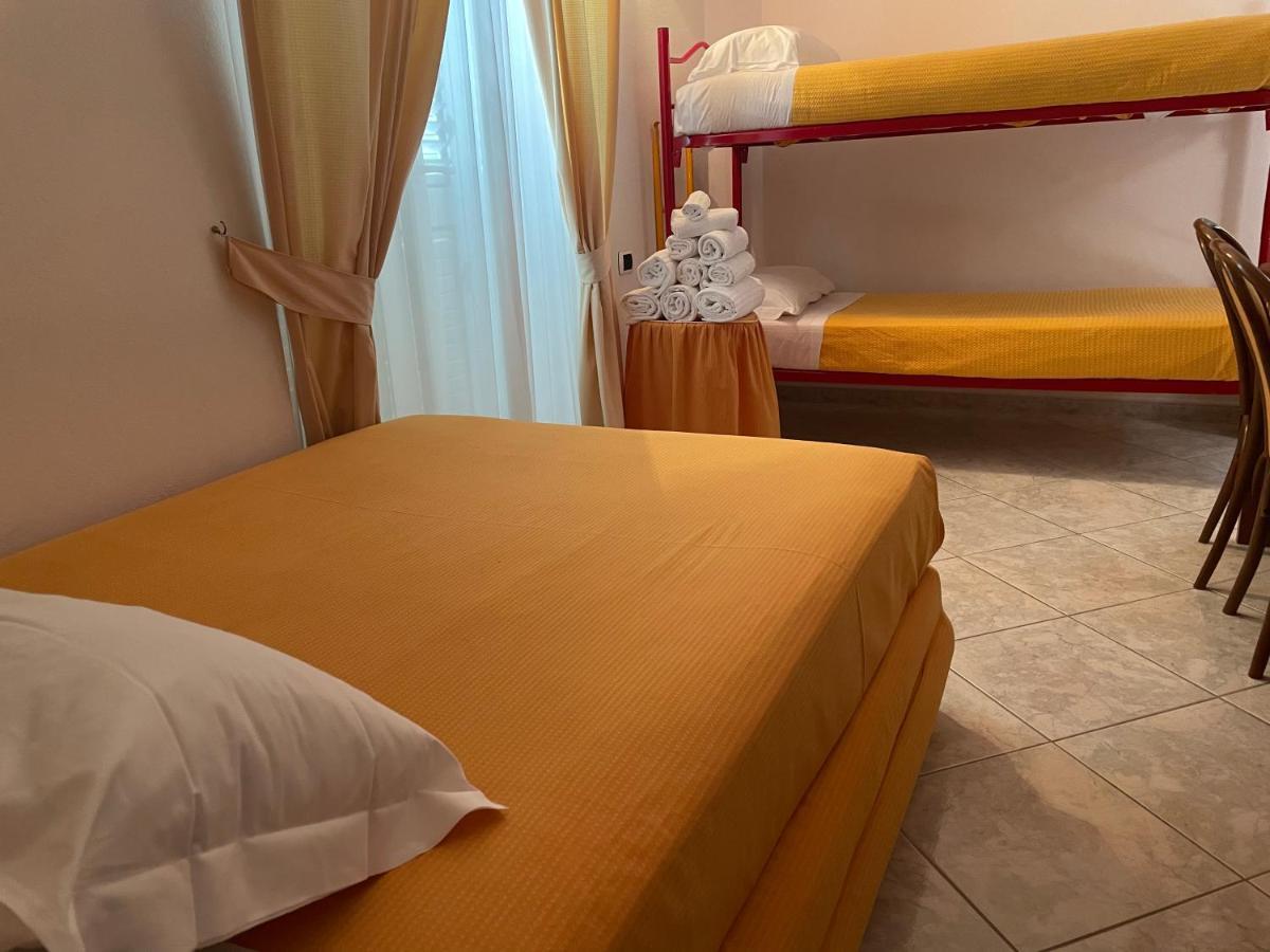 Il Cinghialetto Hotel Fonni Buitenkant foto