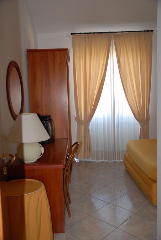Il Cinghialetto Hotel Fonni Buitenkant foto