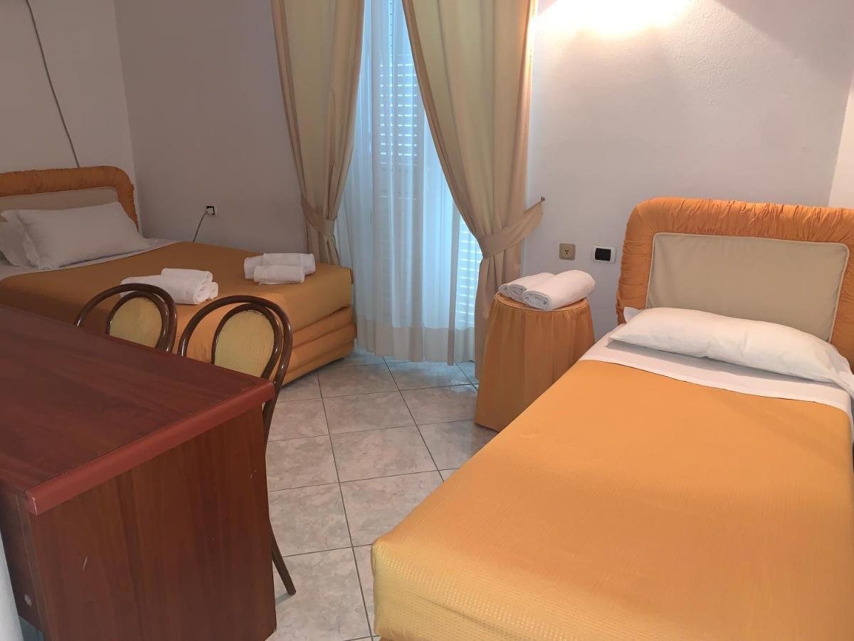 Il Cinghialetto Hotel Fonni Buitenkant foto